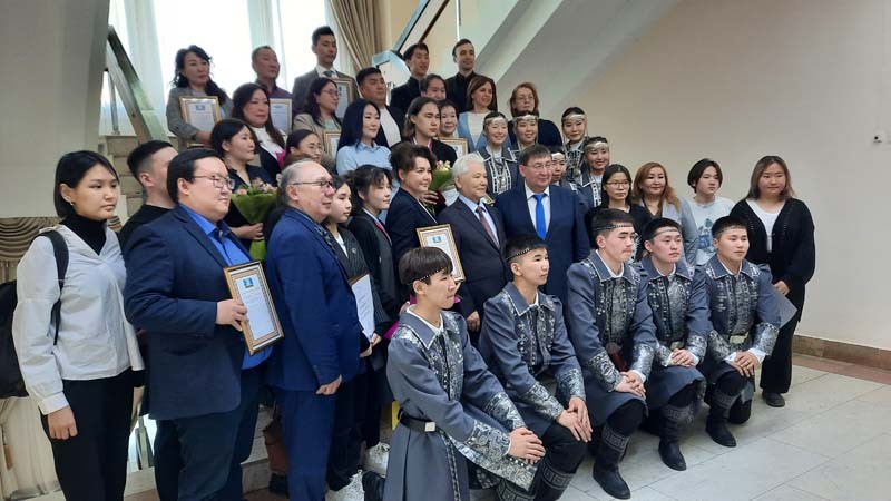 Победителей и призеров XXI молодежных Дельфийских Игр наградили в Якутии