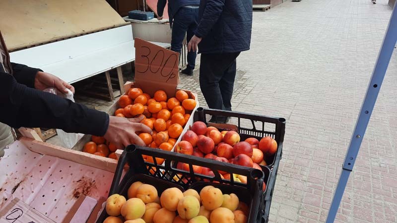 Крестьянский рынок Якутска - начало нового сезона овощей и фруктов!