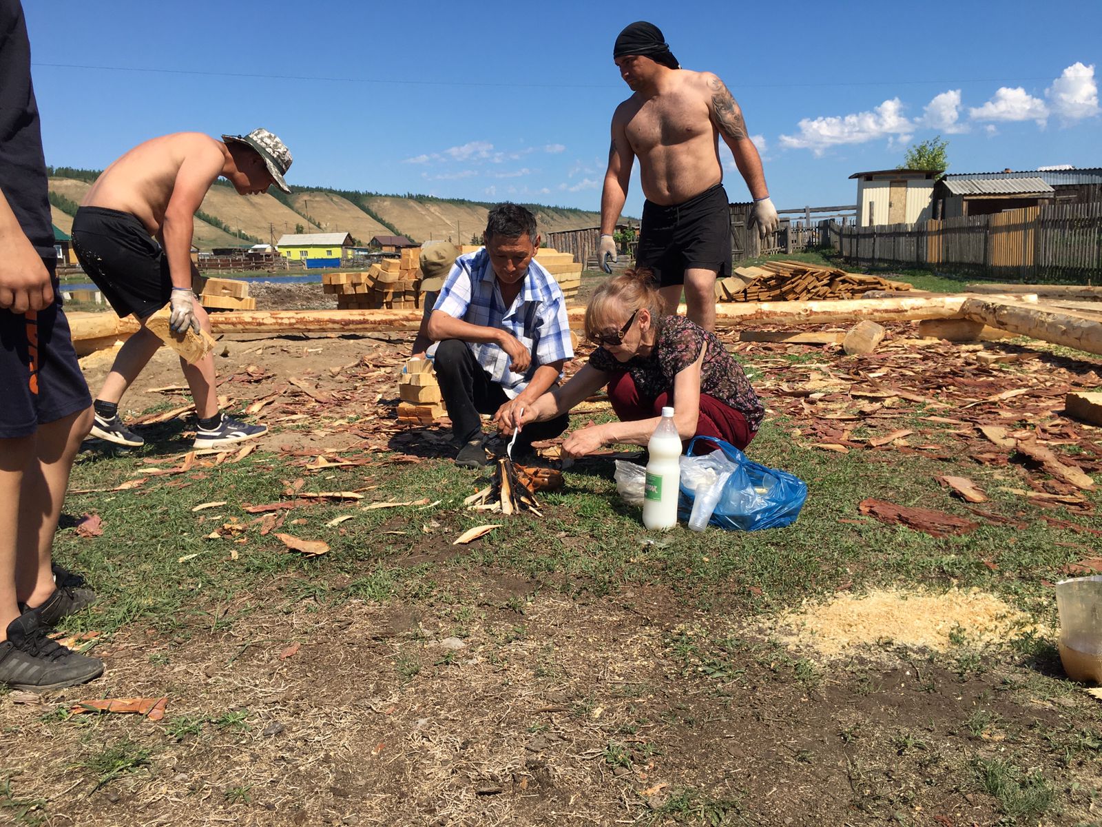 Продолжается АКЦИЯ сбора помощи для строительстве дома одинокому отцу 9 детей Николаю Ушницкому!